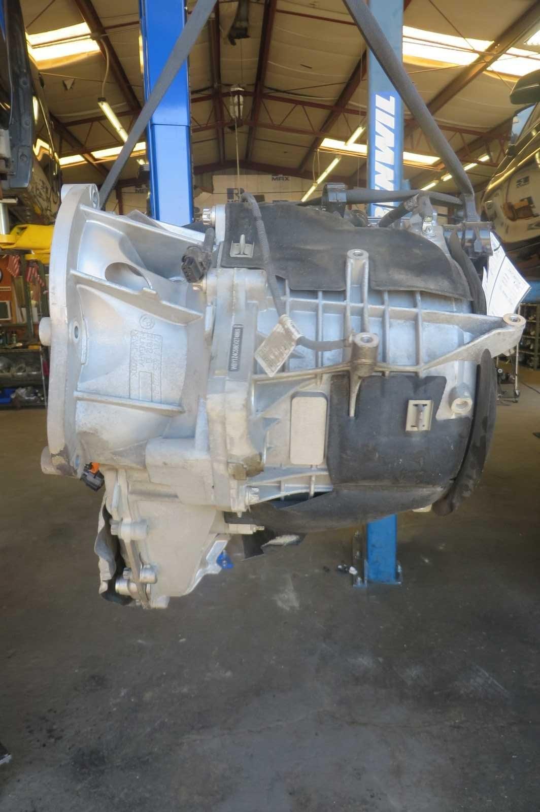 2014 BMW i3 Engine Assembly - Image 3