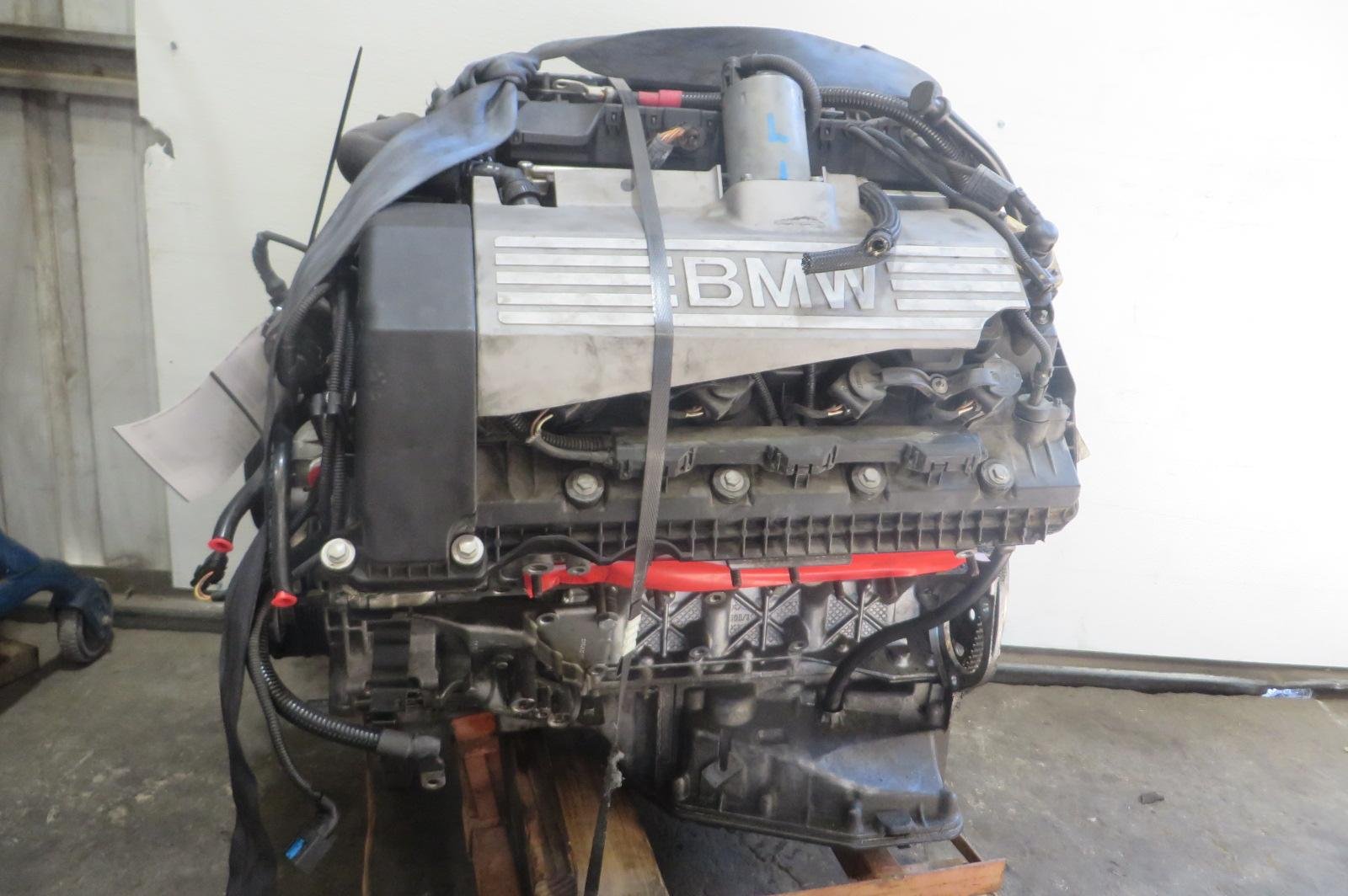 2006 BMW 650i Engine Assembly - Image 4