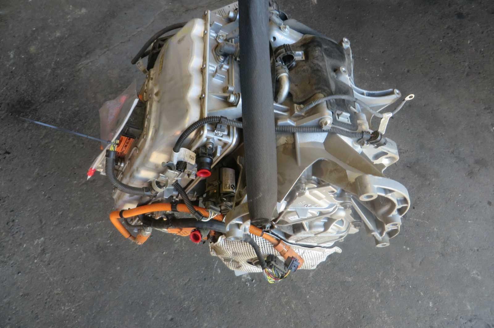 2014 BMW i3 Engine Assembly - Image 6