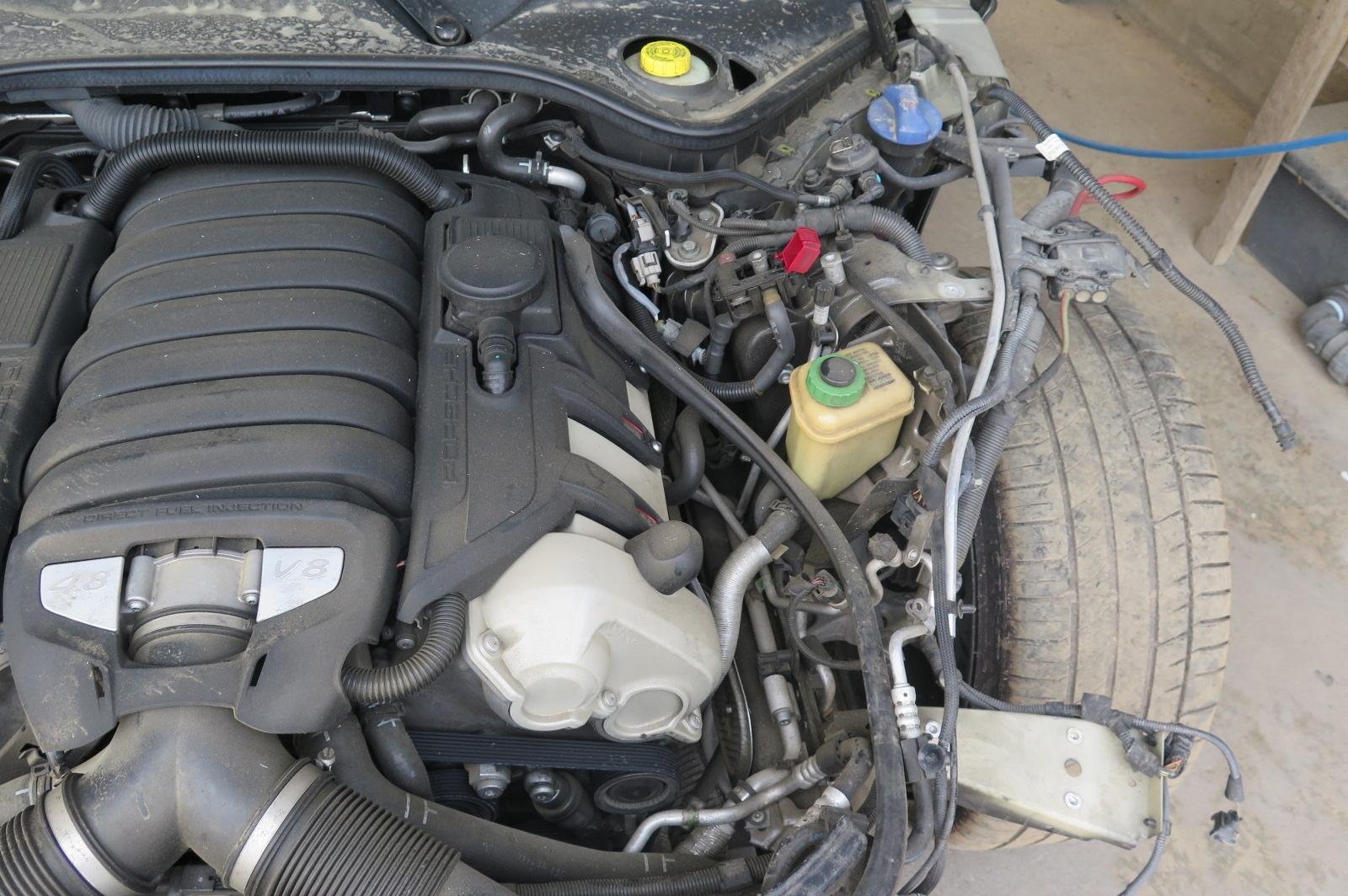 2010 Porsche Panamera Engine Assembly - Image 3