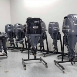 DISCOUNT SALES YAMAHA FOUR STROKE 300HP OUTBOARD ENGINE.