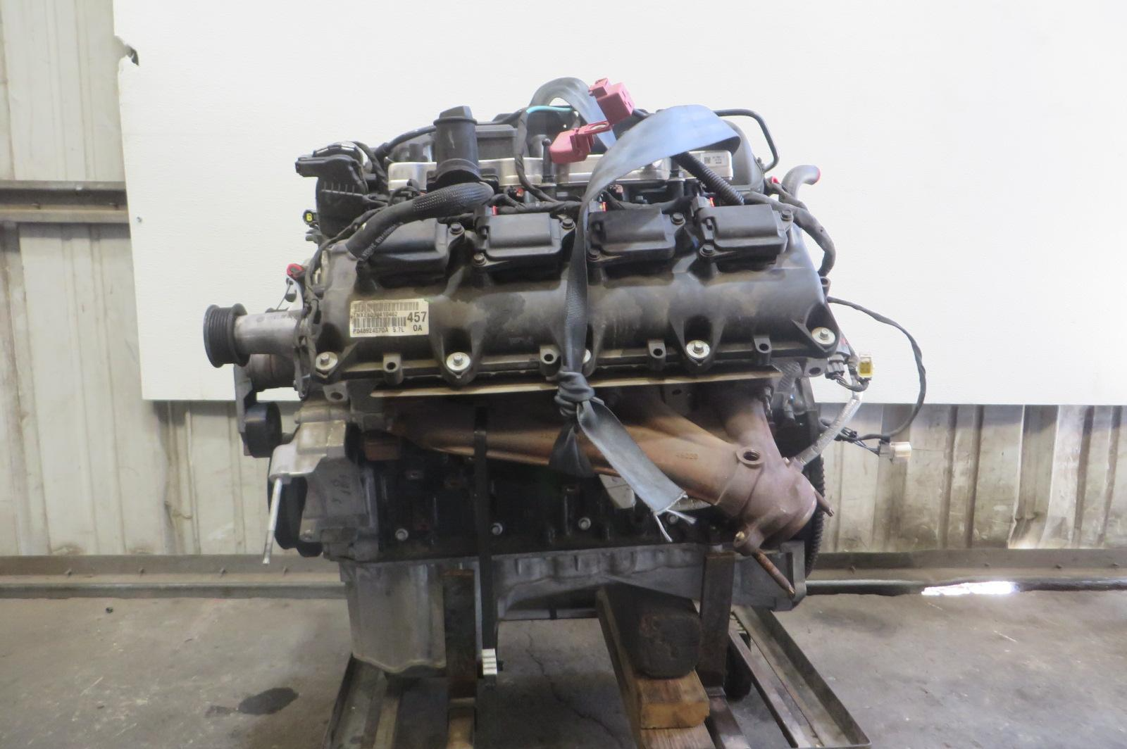 2014 Dodge Challenger Engine Assembly - Image 6